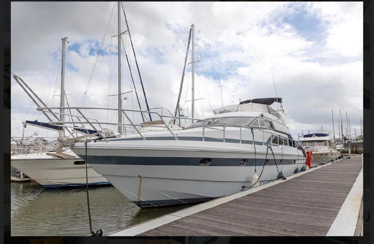 Beautiful&magnific yacht for 6 persons Hotel Lisabona Exterior foto